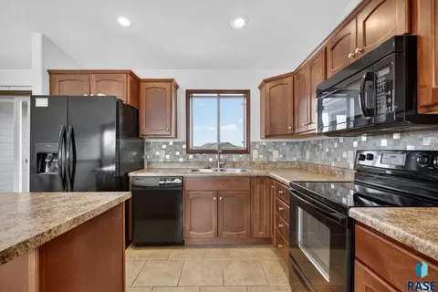 6509 S Tomar Rd, Sioux Falls, SD 57108 photo 10