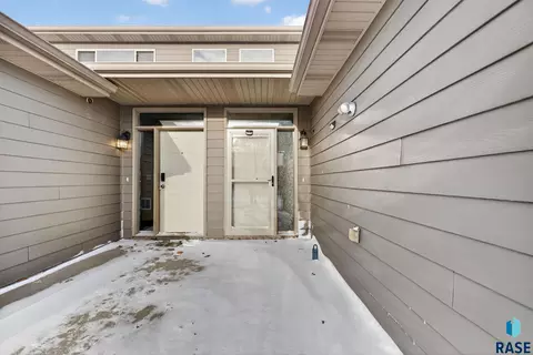 6509 S Tomar Rd, Sioux Falls, SD 57108 photo 4
