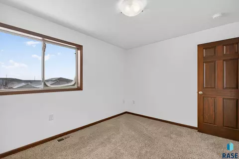 6509 S Tomar Rd, Sioux Falls, SD 57108 photo 24