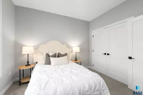Bedroom - 800 S James Ave, Tea, SD 57064 photo 4 of 10