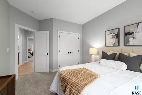 Bedroom - 800 S James Ave, Tea, SD 57064 photo 6 of 10