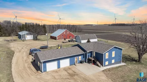 19852 120th St, Wilmont, MN 56185