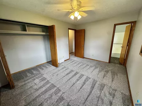 Bedroom - 4401 E 20th St, Sioux Falls, SD 57103 photo 3 of 7