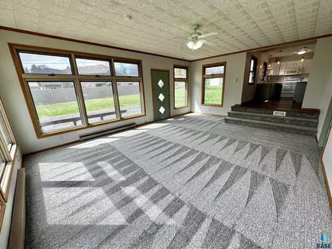 Living - 4401 E 20th St, Sioux Falls, SD 57103 photo 2 of 7