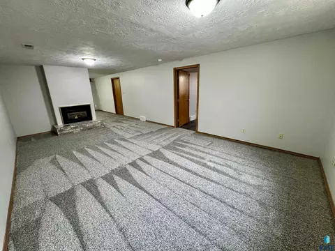 Living - 4401 E 20th St, Sioux Falls, SD 57103 photo 7 of 7