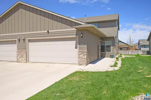 4424 W Shipton St, Sioux Falls, SD 57108