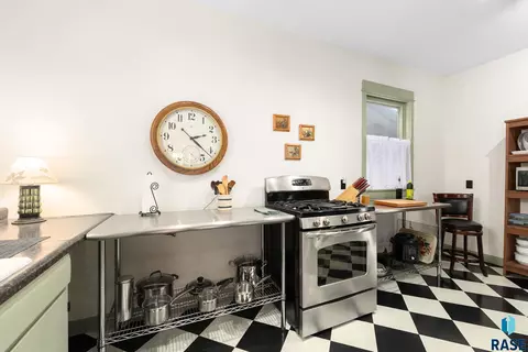 Kitchen - 710 E 2nd St, Canton, SD 57013 photo 5 of 5