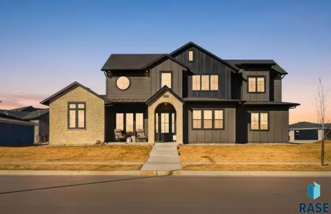 Exterior - 1130 E Madison St, Tea, SD 57064 photo 14 of 14