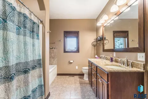 Bath - 7100 E Archstone St, Sioux Falls, SD 57110 photo 2 of 4