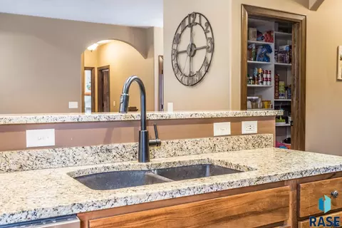 Kitchen - 7100 E Archstone St, Sioux Falls, SD 57110 photo 2 of 5