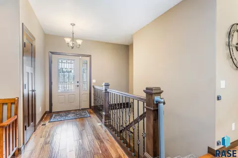 Entry Way - 7100 E Archstone St, Sioux Falls, SD 57110 photo 1 of 1