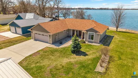 23931 464th Ave, Chester, SD 57016