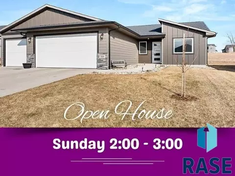 240 N Ceylon Ave, Tea, SD 57064