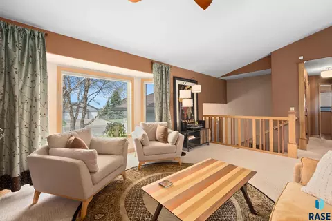 3601 E Madison St, Sioux Falls, SD 57103 photo 4
