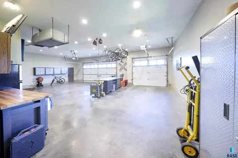 3601 E Madison St, Sioux Falls, SD 57103 photo 21