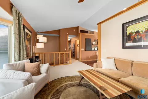 3601 E Madison St, Sioux Falls, SD 57103 photo 5