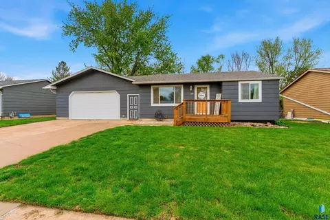 6212 W 59th St, Sioux Falls, SD 57106