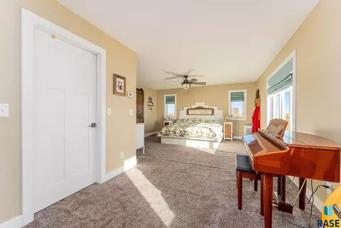 Bedroom - 101 Lakeview Dr, Hurley, SD 57036 photo 7 of 9