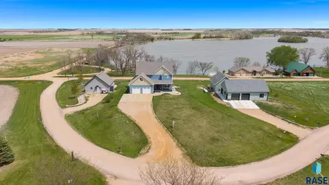 Other - 101 Lakeview Dr, Hurley, SD 57036 photo 12 of 14