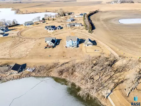 View/Area - 101 Lakeview Dr, Hurley, SD 57036 photo 8 of 10