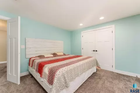 Bedroom - 101 Lakeview Dr, Hurley, SD 57036 photo 8 of 9