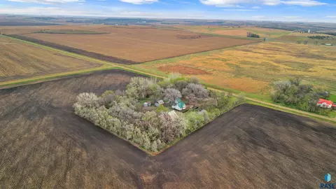 31015 470th Ave, Beresford, SD 57004
