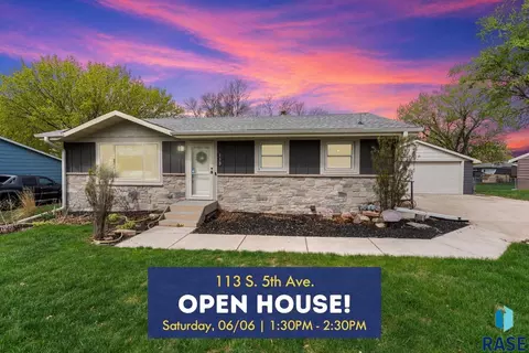 113 S 5th Ave, Brandon, SD 57005