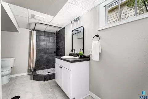Bath - 100 W 1st St, Tea, SD 57064 photo 2 of 2