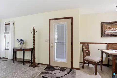 Entry Way - 5505 E Schave St, Sioux Falls, SD 57110 photo 1 of 1