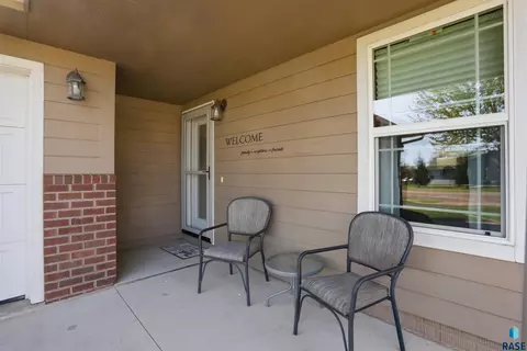 Exterior - 5505 E Schave St, Sioux Falls, SD 57110 photo 3 of 7