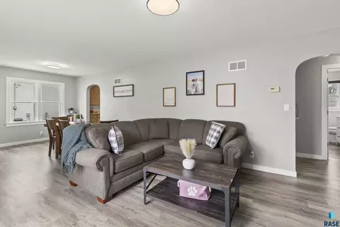 Living - 707 E 6th St, Dell Rapids, SD 57022 photo 1 of 1