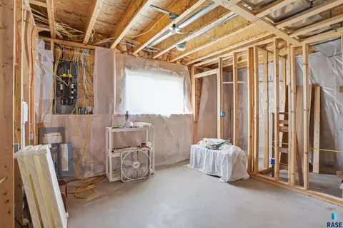 Bedroom - 1513 E 67th St N, Sioux Falls, SD 57104 photo 3 of 3