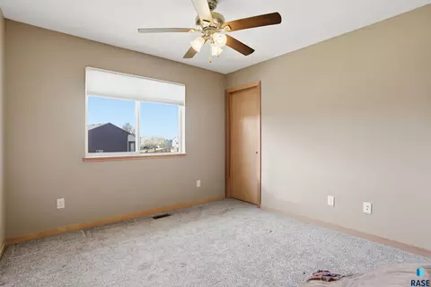 Bedroom - 1513 E 67th St N, Sioux Falls, SD 57104 photo 2 of 3