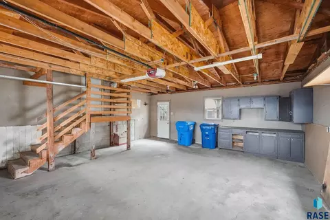 2108 E Sylvan Cir, Brandon, SD 57005 photo 33