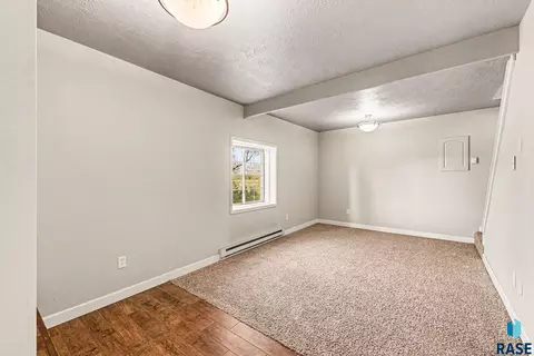 Living - 1301 S Splitrock Blvd, Brandon, SD 57005 photo 2 of 2