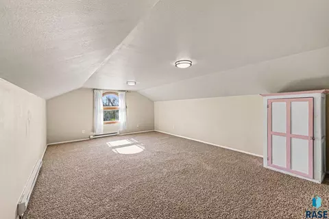 Bedroom - 1301 S Splitrock Blvd, Brandon, SD 57005 photo 7 of 7