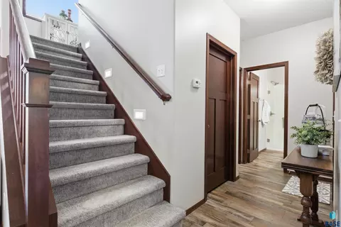 Entry Way - 2718 E Indigo Pl, Sioux Falls, SD 57108 photo 1 of 1