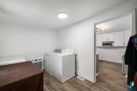 Other - 1303 N Main Ave, Sioux Falls, SD 57104 photo 11 of 14