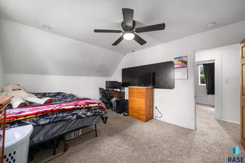 Bedroom - 1303 N Main Ave, Sioux Falls, SD 57104 photo 2 of 6