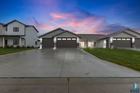 505 Mill Pond Rd #2, Rock Rapids, IA 51246