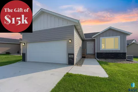 316 S Willow Spring Dr, Sioux Falls, SD 57110
