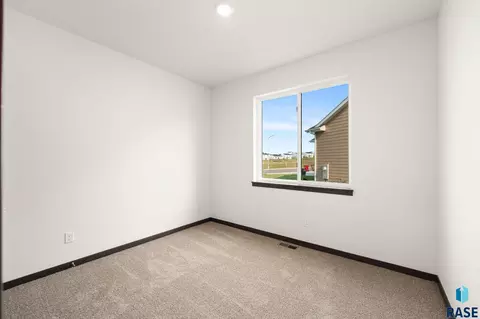 Bedroom - 316 S Willow Spring Dr, Sioux Falls, SD 57110 photo 2 of 3