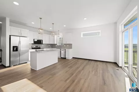 Other - 333 S Willow Spring Dr, Sioux Falls, SD 57110 photo 1 of 19