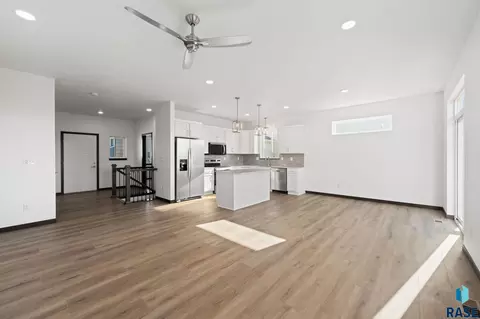 Living - 333 S Willow Spring Dr, Sioux Falls, SD 57110 photo 3 of 6