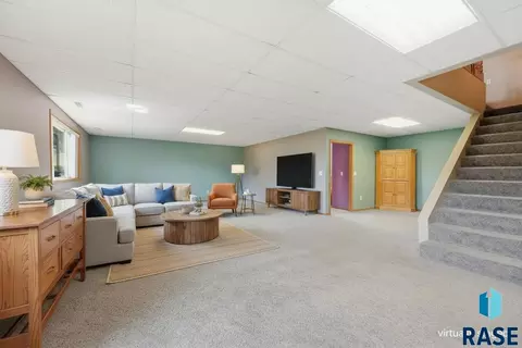 Living - 27302 Atkins Pl, Tea, SD 57064 photo 3 of 4