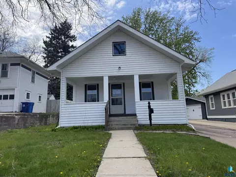 509 S Grange Ave, Sioux Falls, SD 57104