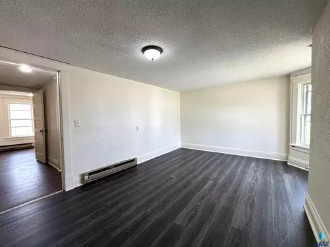 Living - 800 E 3rd St, Miller, SD 57362 photo 13 of 14