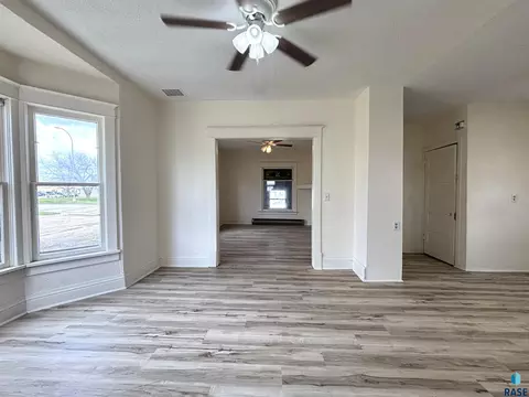 Living - 800 E 3rd St, Miller, SD 57362 photo 8 of 14