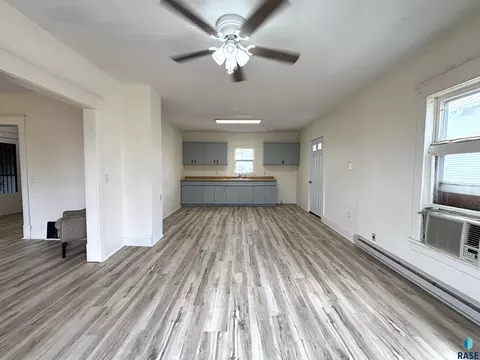 Living - 800 E 3rd St, Miller, SD 57362 photo 7 of 14