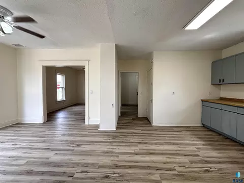 Living - 800 E 3rd St, Miller, SD 57362 photo 12 of 14